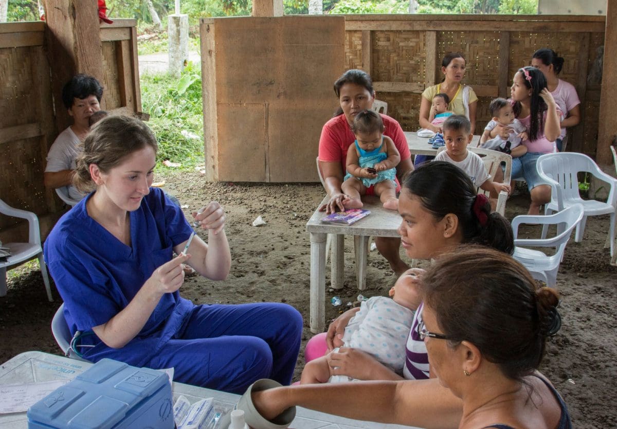 Medical Volunteer in Philippines