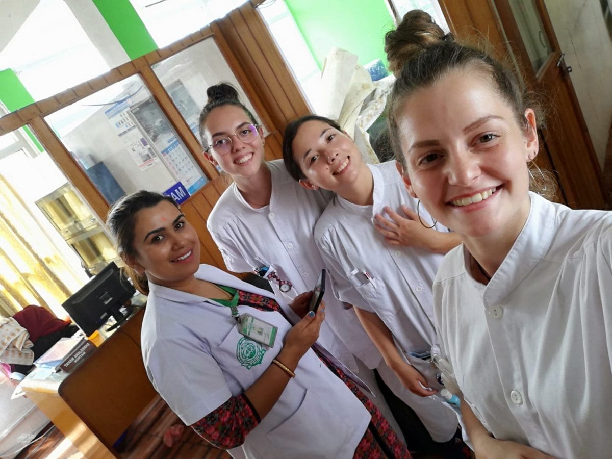 Nursing volunteers in Nepal