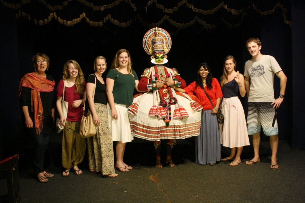 Traditional-Kathakali-Dance-Performance (3)