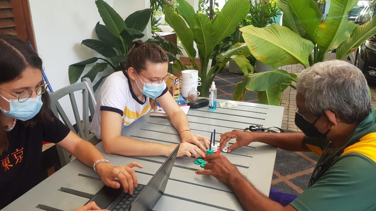 Volunteers and patients in Sri Lanka